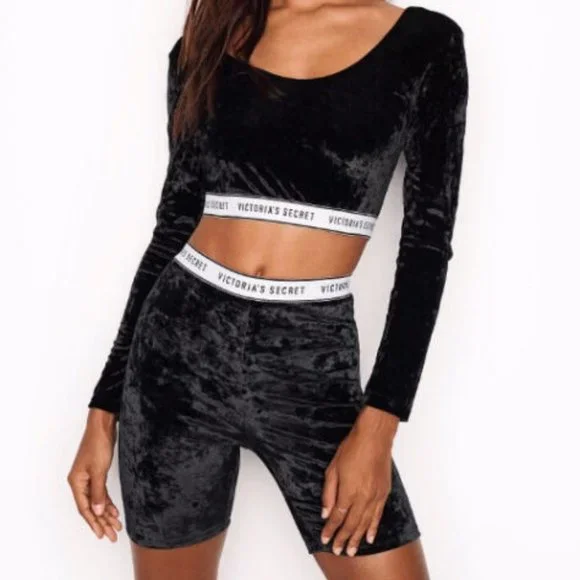 Victoria's Secret Logo Crushed Velvet Bike Short - Picture 2 of 7